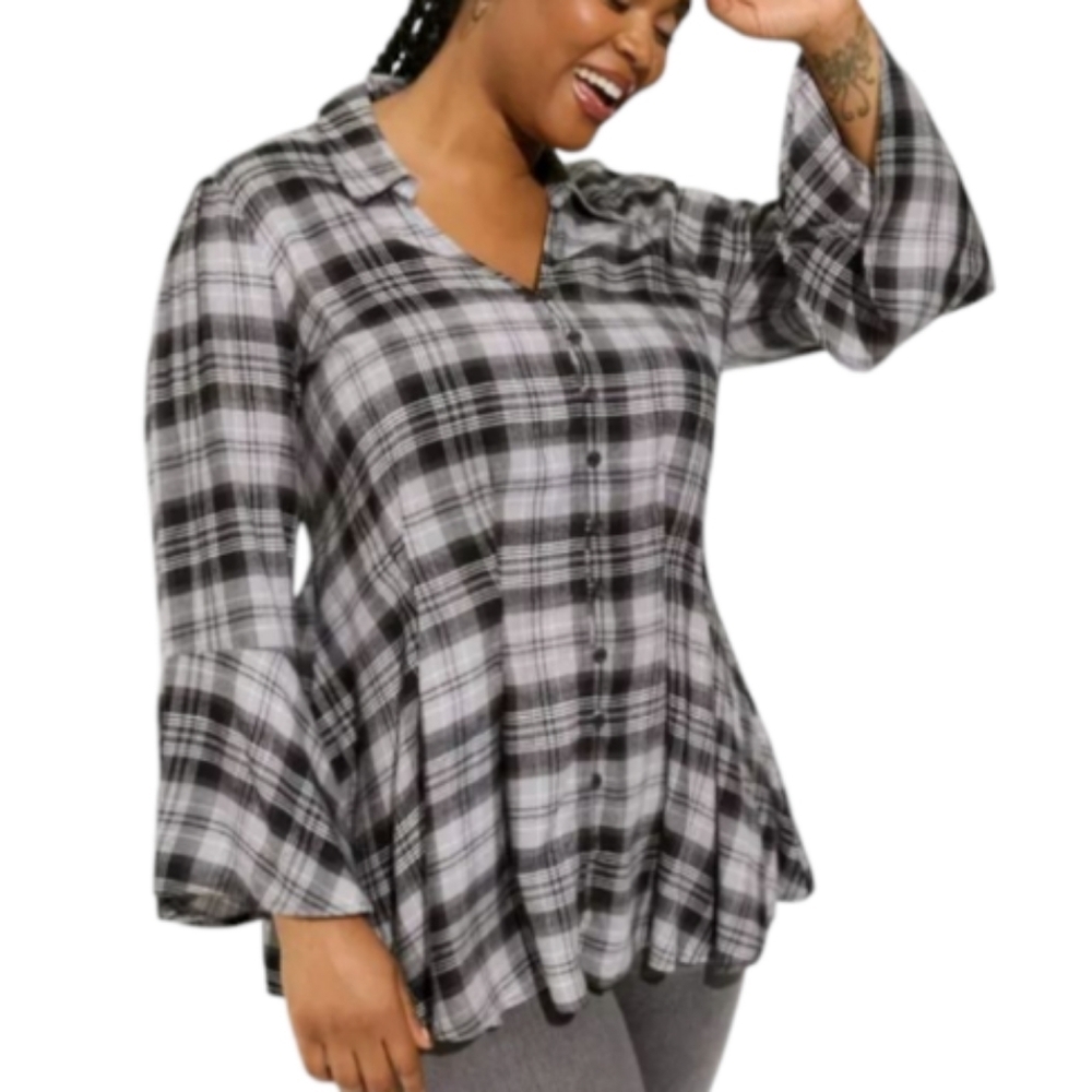 Torrid Black And White Plaid Button Down Top Size 2 - Picture 1 of 10